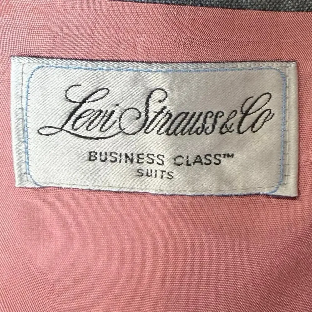 1970s vintage Levi Strauss & co business class suit gray 40R blazer slacks